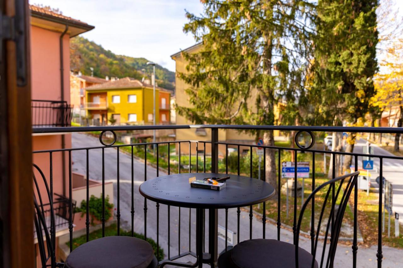 River House Mercatello sul Metauro Exterior foto